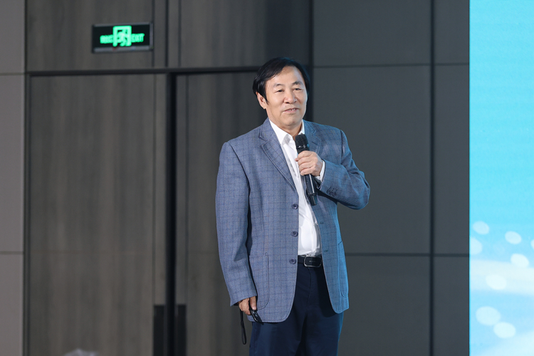 1758627539-4d9385bf314a96d 1758627539-4d9385bf314a96d